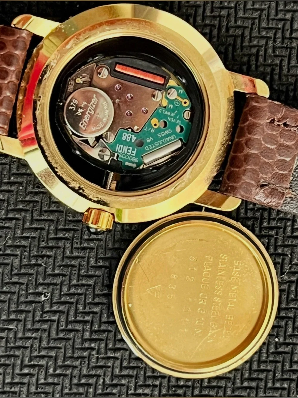 FENDI 400L 18K gold plated ladies Watch - Picture 15 of 15